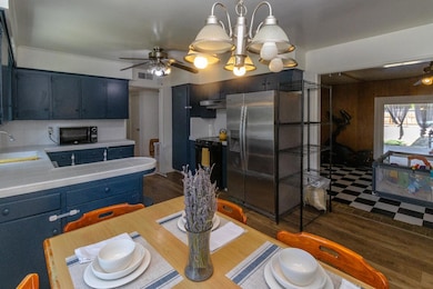 1530 W Roberts Ave, Fresno, CA 93711 - photo 5