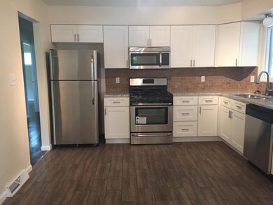 NEWLY REMODELED KITCHEN