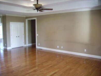 166 William Cir, Lafayette, TN 37083 - photo 7