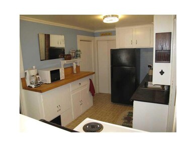 Cafeteria/Kitchen.