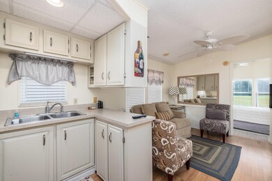 284 Plantation Dr unit 284, Titusville, FL 32780 - photo 5