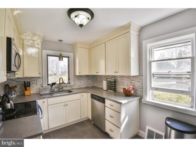 317 S Trooper Rd, Norristown, PA 19403 - photo 3