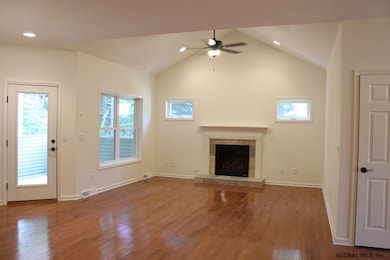 3 Birch Ct, Troy, NY 12180 - photo 6