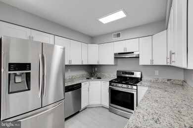 939 Andrews Ave, Darby, PA 19023 - photo 3