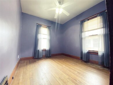 715 18th St SE, Cedar Rapids, IA 52403 - photo 4