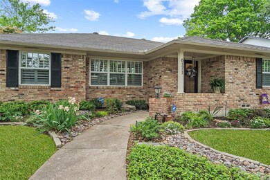 6171 Saratoga Cir, Dallas, TX 75214 - photo 2