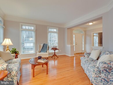 6324 Wilmington Dr, Burke, VA 22015 - photo 4