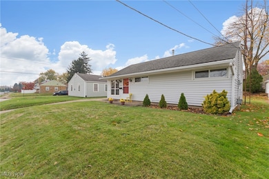 1159 Hawthorne Ave SW, Canton, OH 44710 - photo 2