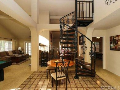Single story, except the loft