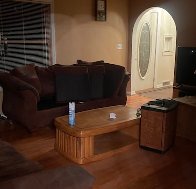 1026 S 4th St, Aurora, IL 60505 - photo 4