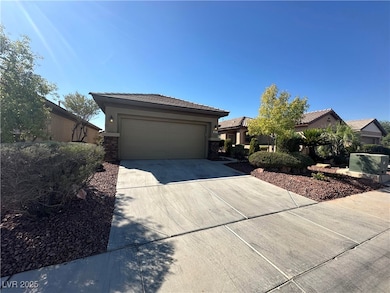 6071 Saddle Horse Ave, Las Vegas, NV 89122 - photo 3