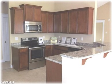 Kitchen - Open Kitchen w/Granite