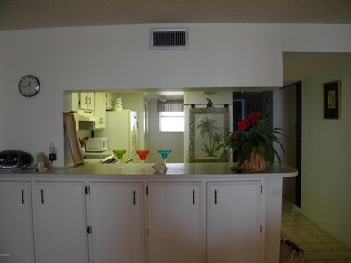 large kitchen w lots of storage