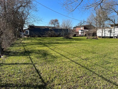 14327 Victoria St, Houston, TX 77015 - photo 6