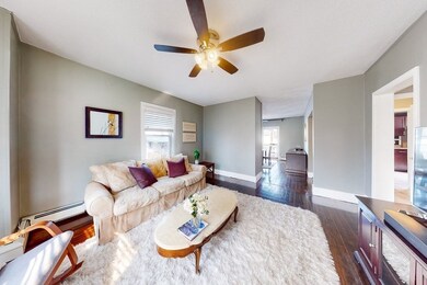 264 Newton St unit 2, Waltham, MA 02453 - photo 2