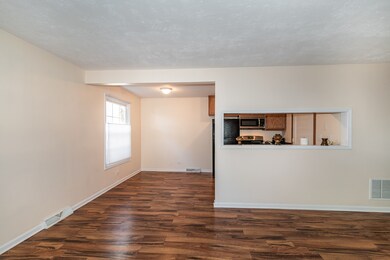 416 James Ct unit B, Glendale Heights, IL 60139 - photo 4