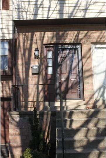295 Birch Dr unit 150, Lafayette Hill, PA 19444 - photo 2