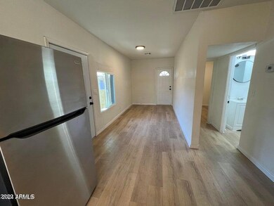 8838 N 2nd St unit 4, Phoenix, AZ 85020 - photo 2