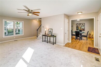 Great floor plan for entertaining.