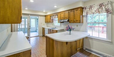 Kitchen complete with breakfast bar and loads of c