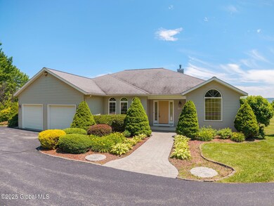 145 Edgewood Dr, Cobleskill, NY 12043 - photo 3