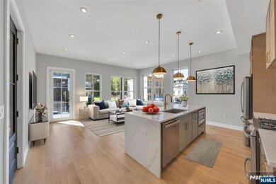 26 Clinton Ave unit 1, Jersey City, NJ 07304 - photo 7