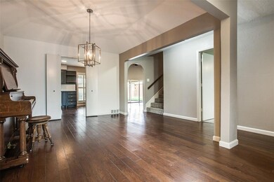 4603 Creighton Dr, Dallas, TX 75214 - photo 4