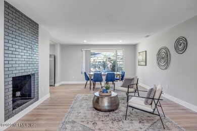 6214 Kellow Dr, Jacksonville, FL 32216 - photo 6