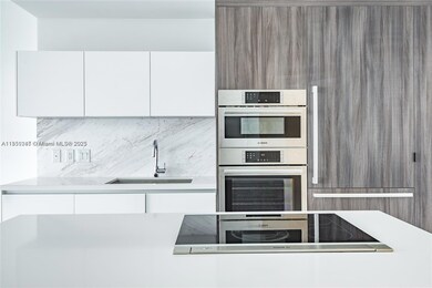 Paramount at Miami Worldcenter unit 2100, Miami, FL 33132 - photo 2