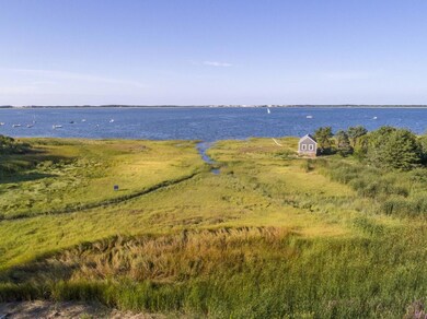 08_96ScuddersLn_900007_MLSuse_1500x1500