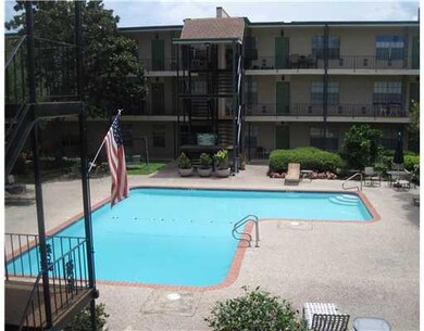 Swimming Pool/Hot Tub/Sauna. View of pool from fro