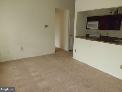 903 Woodbridge Ct unit J, Edgewood, MD 21040 - photo 3