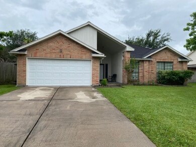 1812 Lavaca St, Friendswood, TX 77546 - photo 2