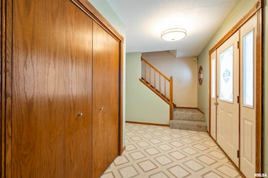 4406 Regency Place, Davenport, IA 52806 - photo 3