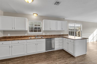 Spacious Kitchen