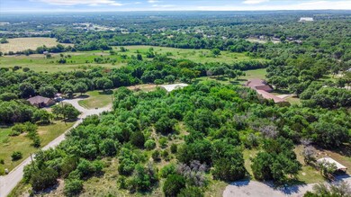 112 Valley View Ct, Springtown, TX 76082 - photo 6