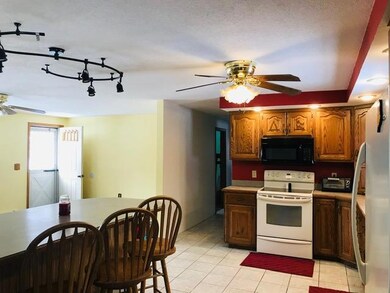 15 4th Ave, Mechanic Falls, ME 04256 - photo 5