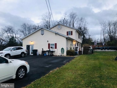 17 Chenoweth Dr, Bunker Hill, WV 25413 - photo 3