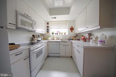 3204 Gleneagles Dr, Silver Spring, MD 20906 - photo 5