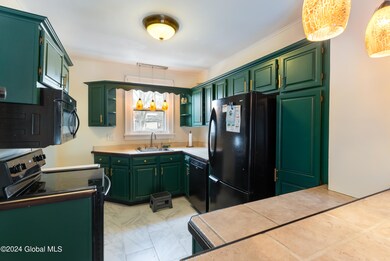 195 Bay St, Glens Falls, NY 12801 - photo 7