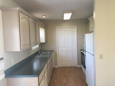 1015 Chelsea Dr, Greenbrier, TN 37073 - photo 6