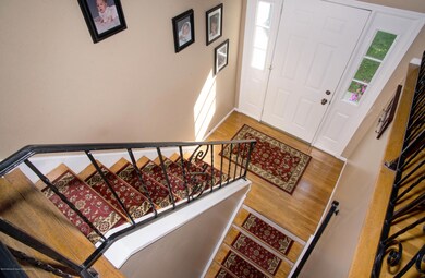 4 Green Ridge Ln, Monmouth Junction, NJ 08852 - photo 2