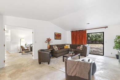 8-web-or-mls-CAMA0330