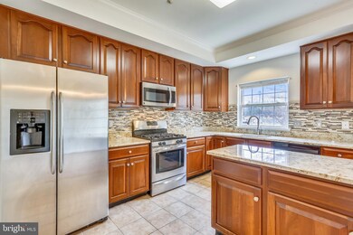 19 Mountain Lake Ct unit 1405, Germantown, MD 20874 - photo 3