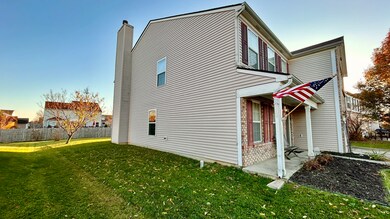 859 Pine Lake Dr, Greenwood, IN 46143 - photo 4