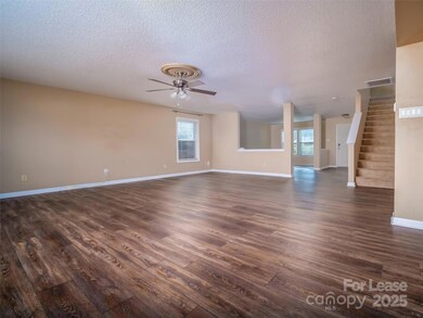 910 Torsion Ln, Clover, SC 29710 - photo 6