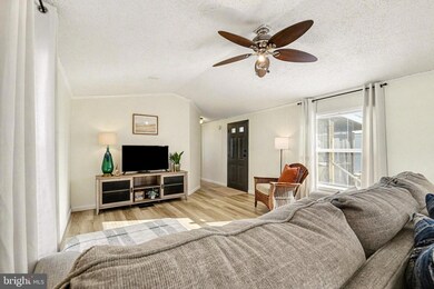 24 Hathaway Dr, Carlisle, PA 17015 - photo 5