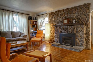 1158 11th Ave SW, Albany, OR 97321 - photo 7