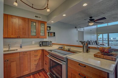 Kitchen1 (16)