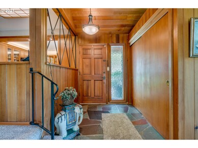 Entrance/Foyer